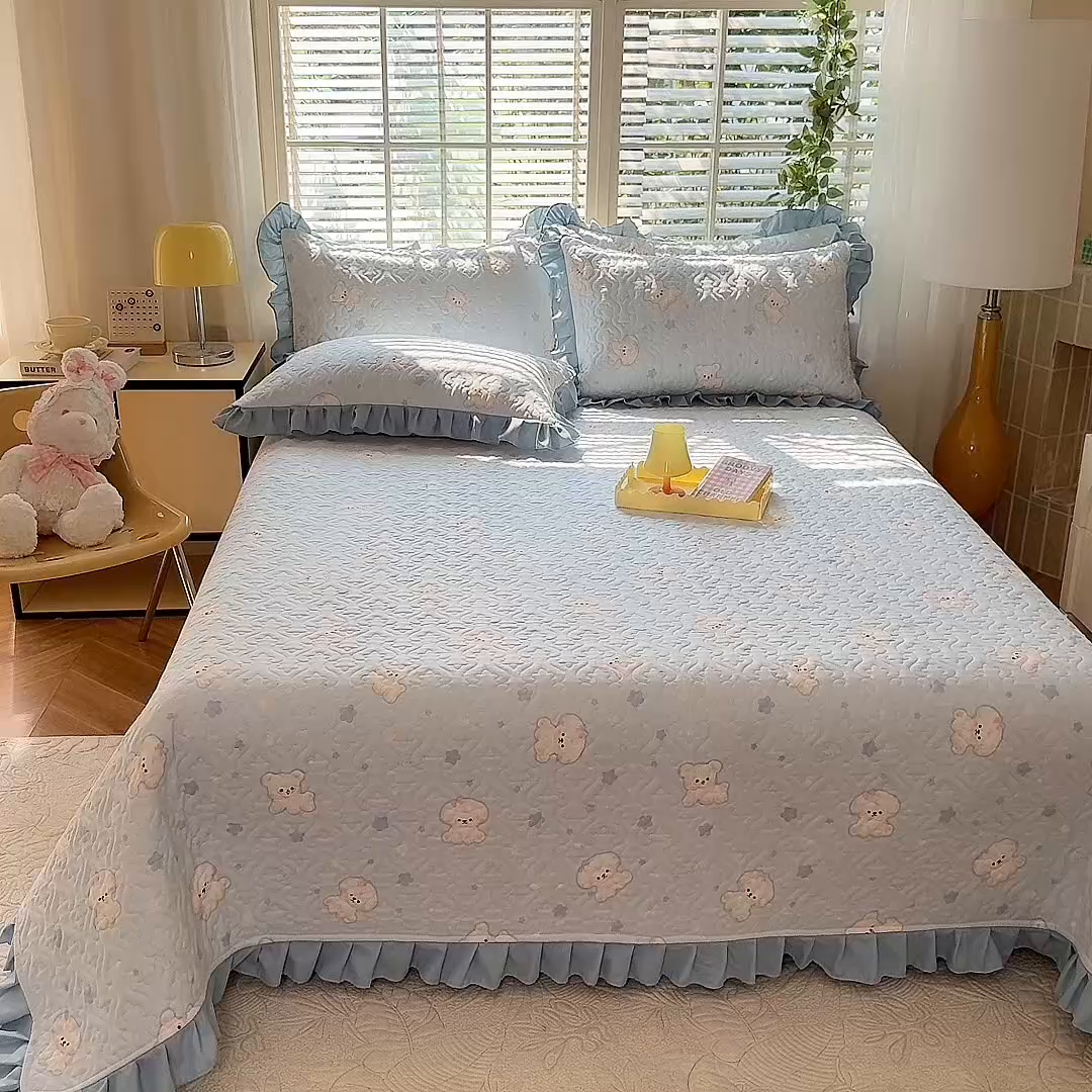 91家纺网 家纺一手货源 找家纺 美达 2025新款全棉夹棉床褥床盖 小甜心-兰