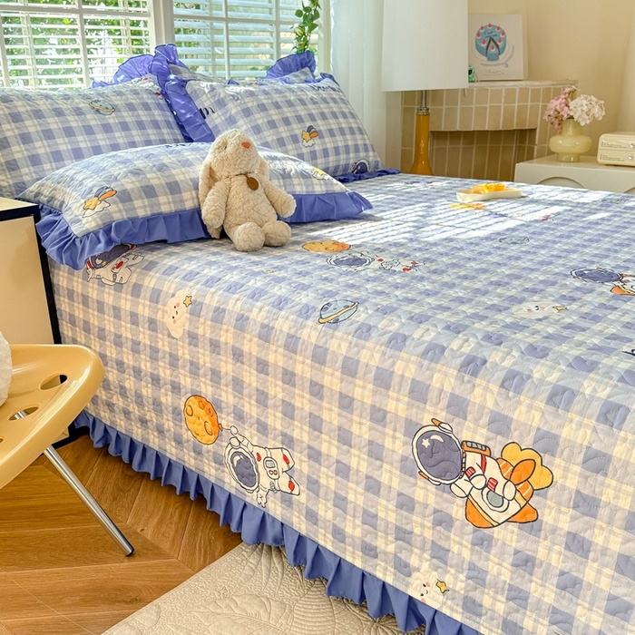 91家纺网 家纺一手货源 找家纺 美达 2025新款全棉夹棉床褥床盖 太空驿站