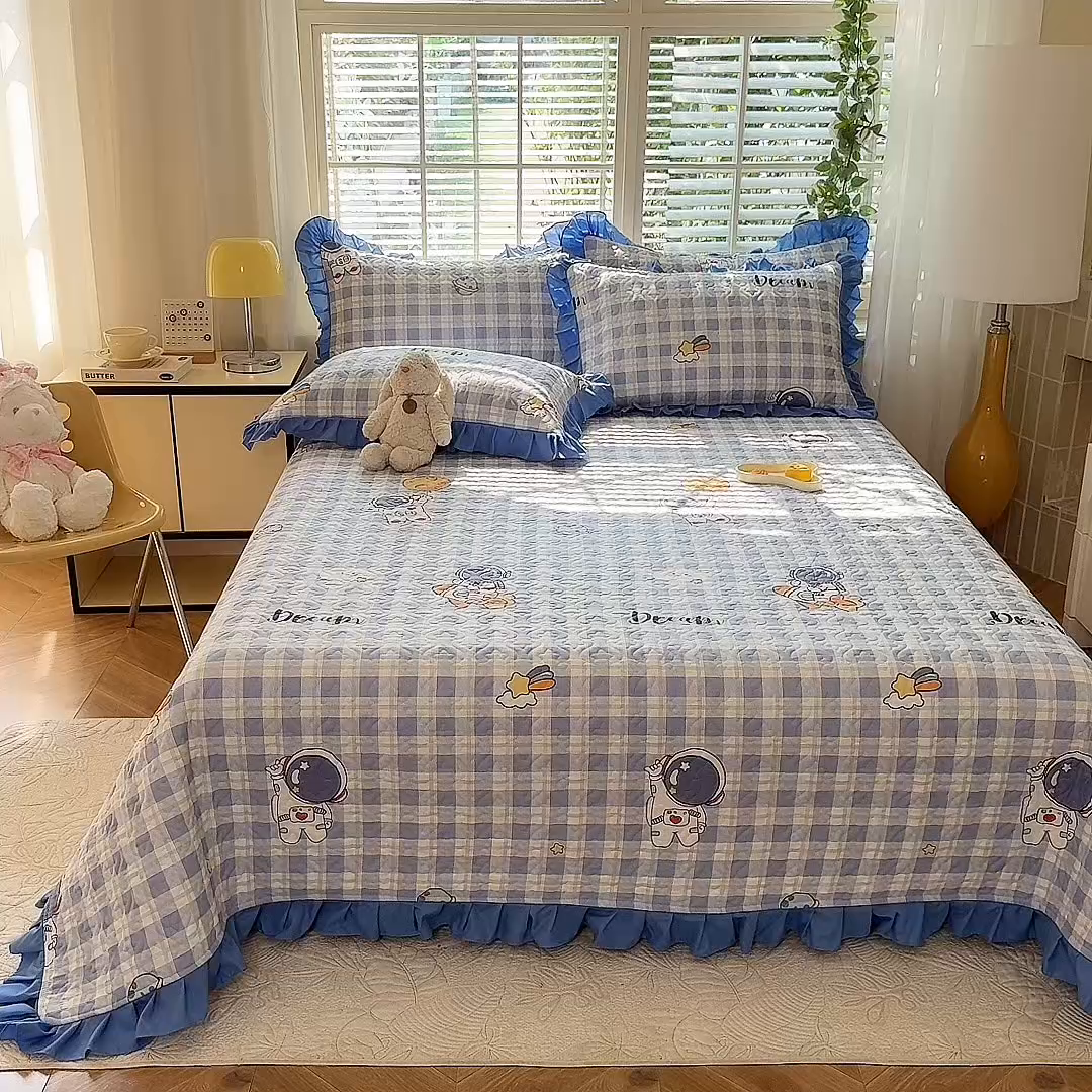 91家纺网 家纺一手货源 找家纺 美达 2025新款全棉夹棉床褥床盖 太空驿站