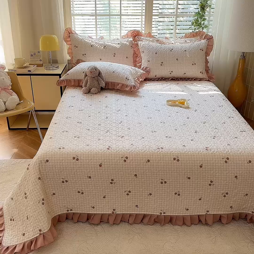 91家纺网 家纺一手货源 找家纺 美达 2025新款全棉夹棉床褥床盖 香颂