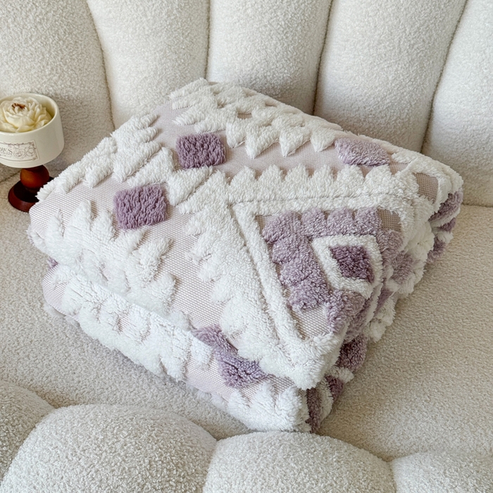 91家纺网 家纺一手货源 找家纺 丹本家纺 2025新款轻奢阳离子提花镂空塔芙绒羊羔绒保暖午睡双层毛毯办公室盖毯 浅紫
