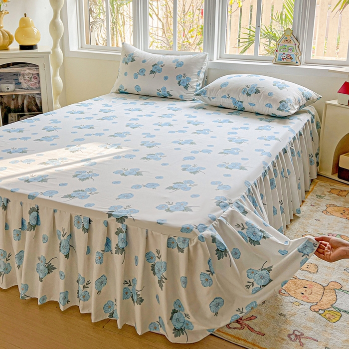 91家纺网 家纺一手货源 找家纺 极梦家纺（支持定制） 2025新款印花磨毛单床裙三件套（总链接一）蓝樱花语