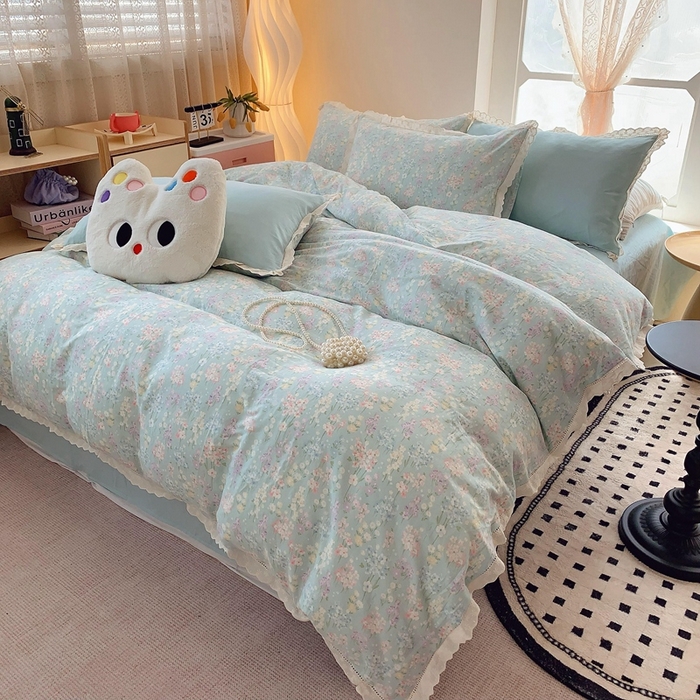 91家纺网 家纺一手货源 找家纺  奈萝家纺  2025新款全棉双层纱花边款四件套 花海恋人绿