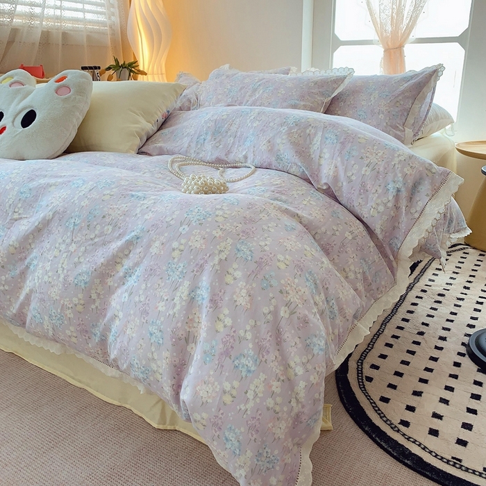 91家纺网 家纺一手货源 找家纺  奈萝家纺  2025新款全棉双层纱花边款四件套 花海恋人紫