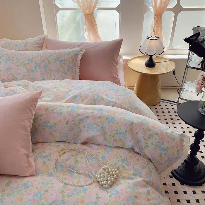 91家纺网 家纺一手货源 找家纺  奈萝家纺  2025新款全棉双层纱花边款四件套 花香魅影