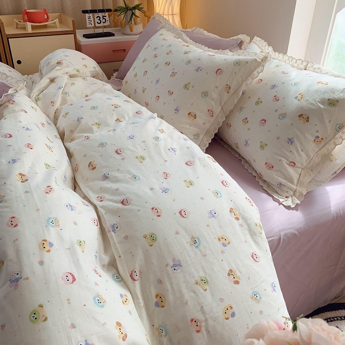 91家纺网 家纺一手货源 找家纺  奈萝家纺  2025新款全棉双层纱花边款四件套 涂鸦乐园