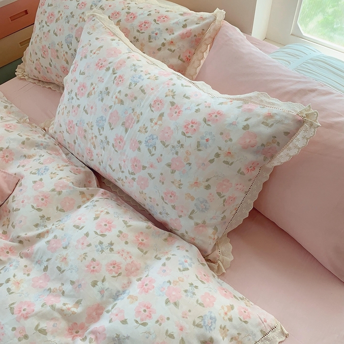 91家纺网 家纺一手货源 找家纺  奈萝家纺  2025新款全棉双层纱花边款四件套 阳光花朵