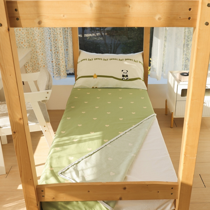 91家纺网 家纺一手货源 找家纺 宅部落 2025新款全棉三件套纯棉学生宿舍上下铺六件套 熊猫派对