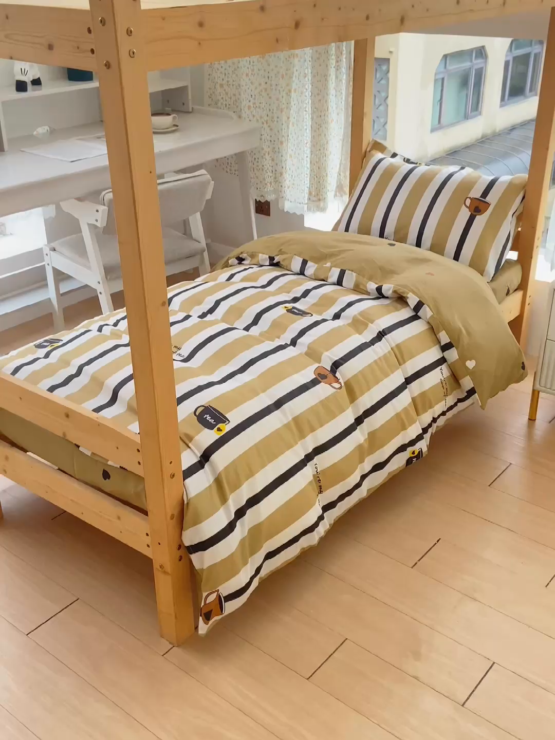 91家纺网 家纺一手货源 找家纺 宅部落 2025新款全棉三件套纯棉学生宿舍上下铺六件套 文艺风范