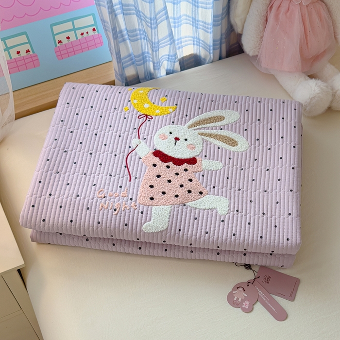 91家纺网 家纺一手货源 找家纺 （总）赫梵茜 2025新款云朵棉萌宠刺绣毛巾绣单床盖单品床盖床盖单件床盖三件套