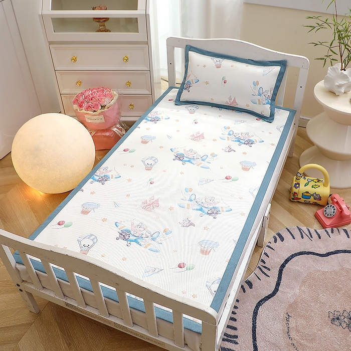 91家纺网 家纺一手货源 找家纺 小叮当家纺仓储工厂店 （提供买家秀 爆款花型 不断货）2025新款800D柔冰丝印花童席凉席 梦想家