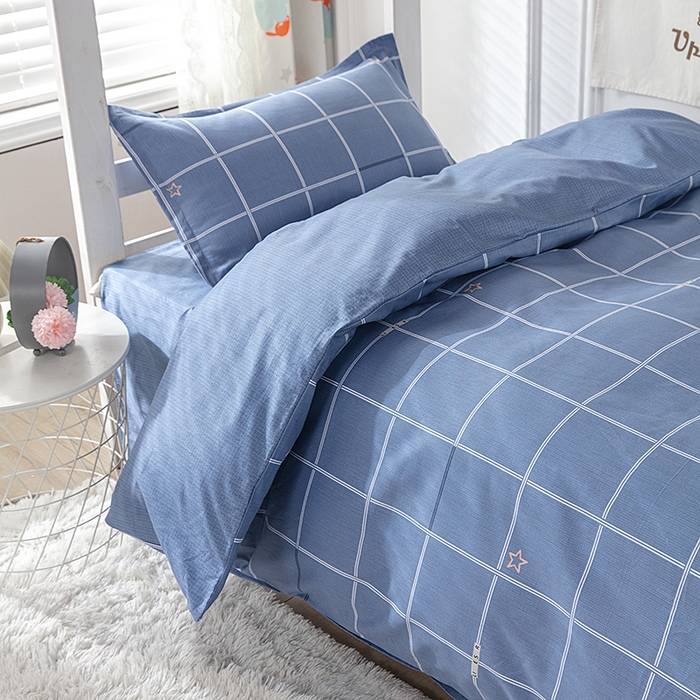 91家纺网 家纺一手货源 找家纺 小叮当家纺仓储工厂店 提供买家秀爆款花型不断货）2025新款全棉AB版13372学生宿舍印花三件套双面纯棉床单款上下铺单人 小时光-蓝