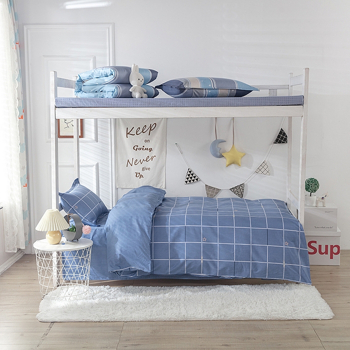 91家纺网 家纺一手货源 找家纺 小叮当家纺仓储工厂店 提供买家秀爆款花型不断货）2025新款全棉AB版13372学生宿舍印花三件套双面纯棉床单款上下铺单人 小时光-蓝