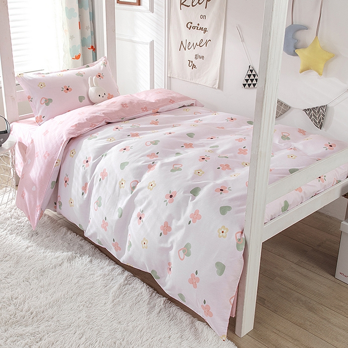 91家纺网 家纺一手货源 找家纺 小叮当家纺仓储工厂店 提供买家秀爆款花型不断货）2025新款全棉AB版13372学生宿舍印花三件套双面纯棉床单款上下铺单人 盎然-粉