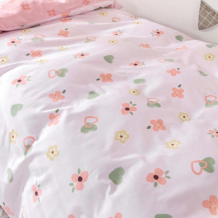 91家纺网 家纺一手货源 找家纺 小叮当家纺仓储工厂店 提供买家秀爆款花型不断货）2025新款全棉AB版13372学生宿舍印花三件套双面纯棉床单款上下铺单人 盎然-粉