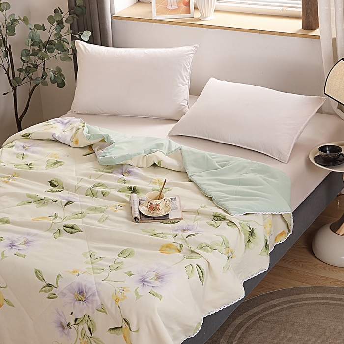 91家纺网 家纺一手货源 找家纺 小叮当家纺仓储工厂店 （提供买家秀 爆款花型 不断货）2025新款水洗棉花边夏凉被被子被芯 馥花逸夏