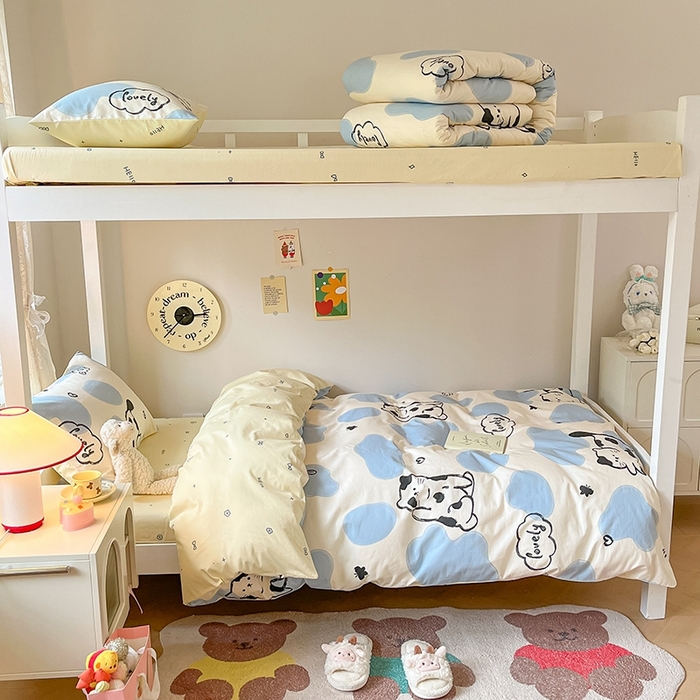 91家纺网 家纺一手货源 找家纺 麦伦家居 2025新款40支13372全棉纯棉斜纹学生上下铺床品宿舍三件套上下铺四件套系列 奶牛猫