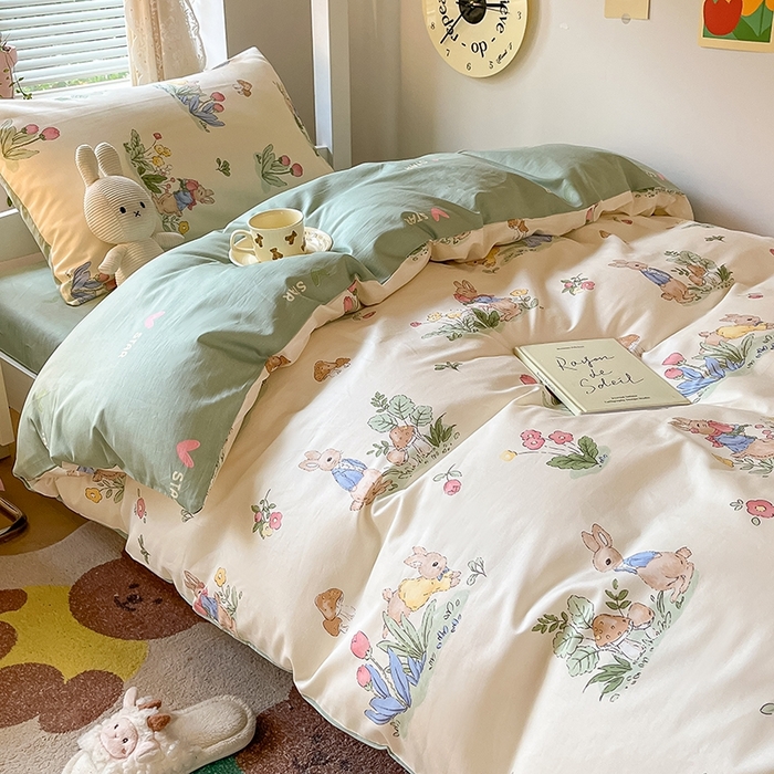 91家纺网 家纺一手货源 找家纺 麦伦家居 2025新款40支13372全棉纯棉斜纹学生上下铺床品宿舍三件套上下铺四件套系列 蘑菇屋