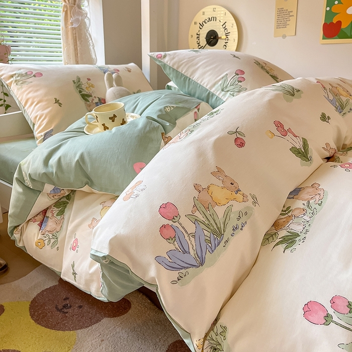 91家纺网 家纺一手货源 找家纺 麦伦家居 2025新款40支13372全棉纯棉斜纹学生上下铺床品宿舍三件套上下铺四件套系列 蘑菇屋