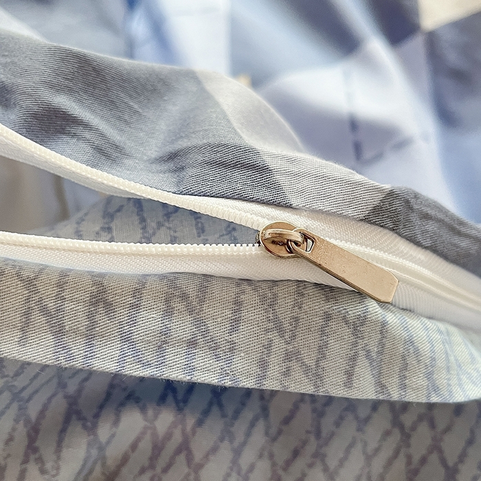 91家纺网 家纺一手货源 找家纺 麦伦家居 2025新款40支13372全棉纯棉斜纹学生上下铺床品宿舍三件套上下铺四件套系列 英伦格蓝