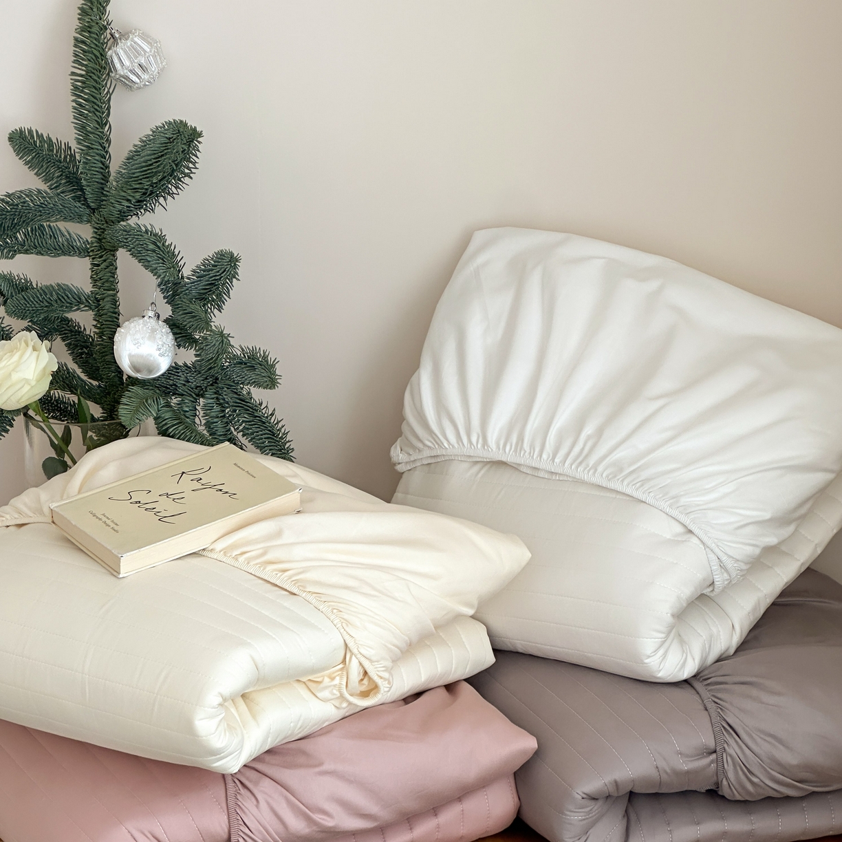 91家纺网 家纺一手货源 找家纺 （总）三味舒屋 2025新款韩风小时光宽条全棉纯棉夹棉床笠系列单床笠床笠单件