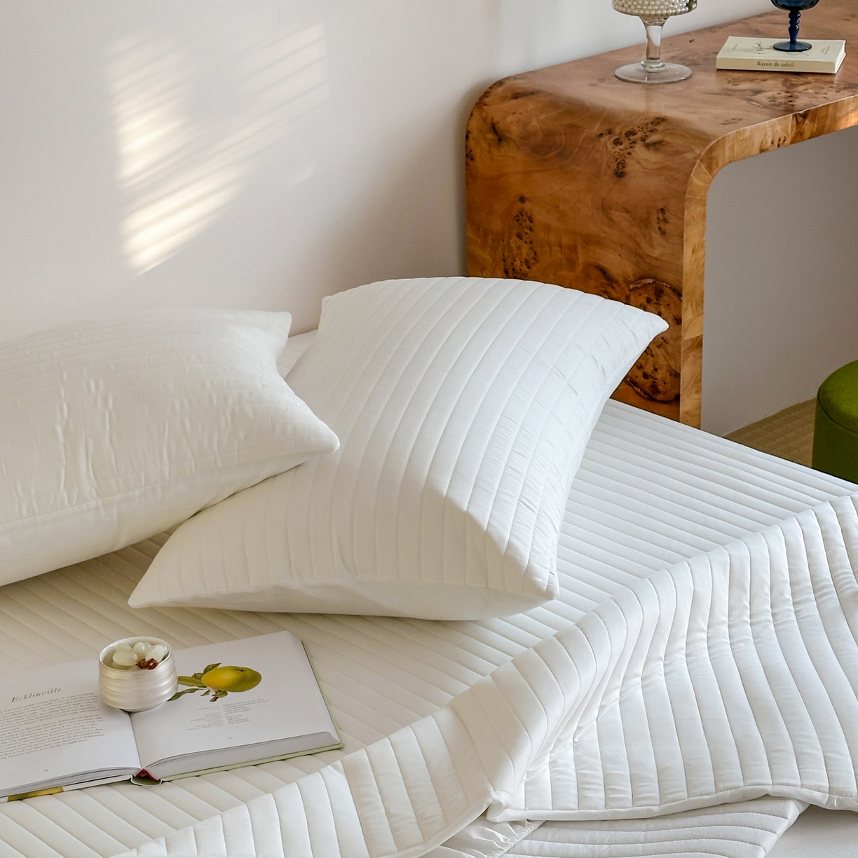 91家纺网 家纺一手货源 找家纺 三味舒屋 2025新款韩风小时光宽条全棉纯棉夹棉床笠系列单床笠床笠单件 时光白