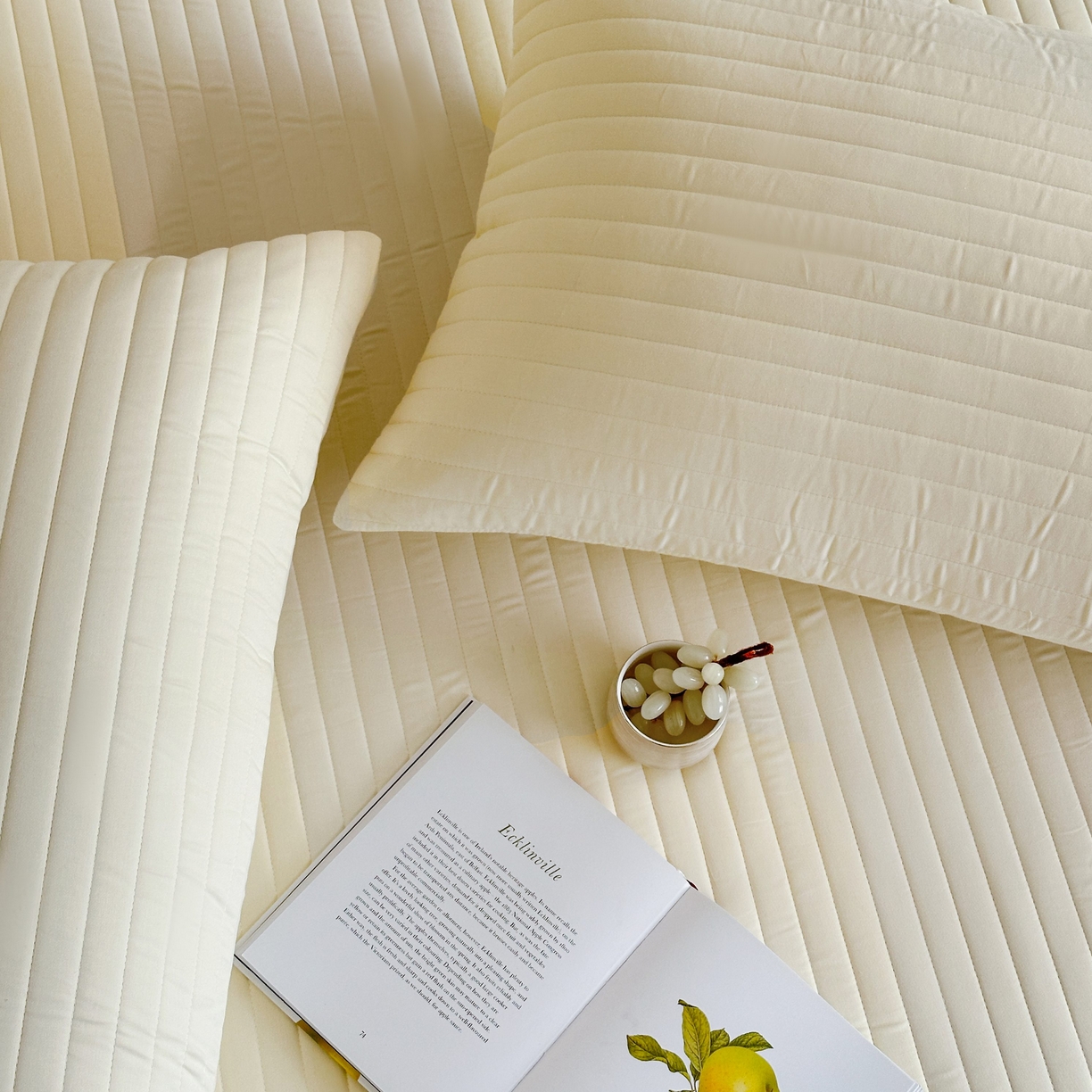 91家纺网 家纺一手货源 找家纺 三味舒屋 2025新款韩风小时光宽条全棉纯棉夹棉床笠系列单床笠床笠单件 时光浅黄