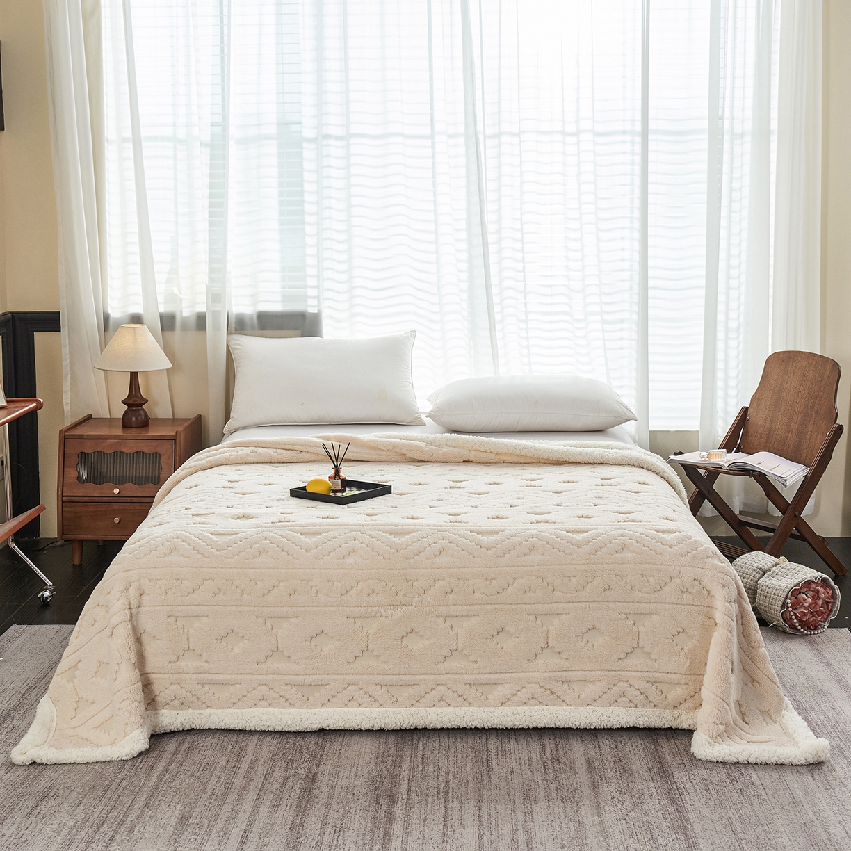 91家纺网 家纺一手货源 找家纺 枋梢家纺 2025新款提花舒棉绒镂空塔芙绒羊羔绒双层毛毯毯子跨境电商 韵律-米白