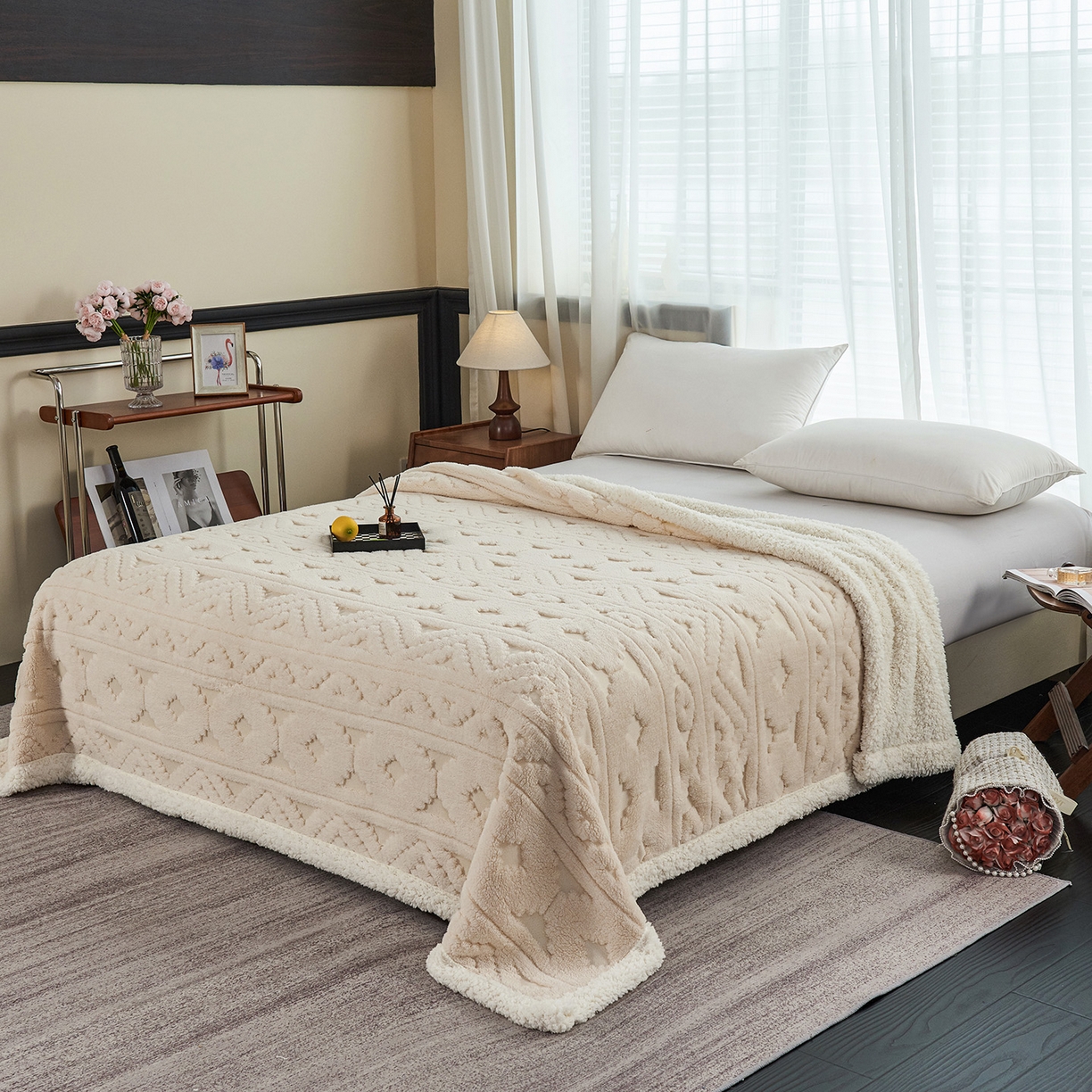 91家纺网 家纺一手货源 找家纺 枋梢家纺 2025新款提花舒棉绒镂空塔芙绒羊羔绒双层毛毯毯子跨境电商 韵律-米白