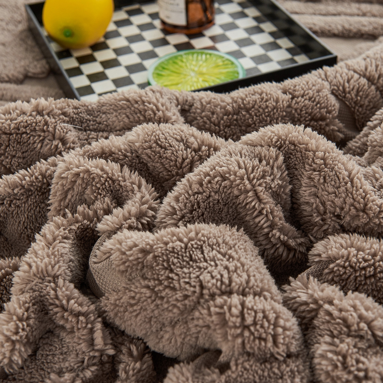 91家纺网 家纺一手货源 找家纺 枋梢家纺 2025新款提花舒棉绒镂空塔芙绒羊羔绒双层毛毯毯子跨境电商 韵律-咖啡