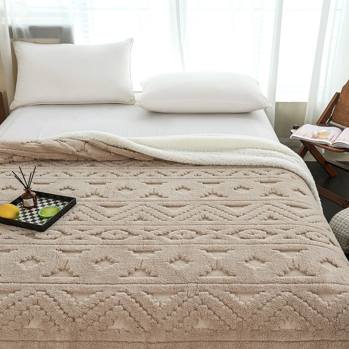 91家纺网 家纺一手货源 找家纺 枋梢家纺 2025新款提花舒棉绒镂空塔芙绒羊羔绒双层毛毯毯子跨境电商 韵律-米咖