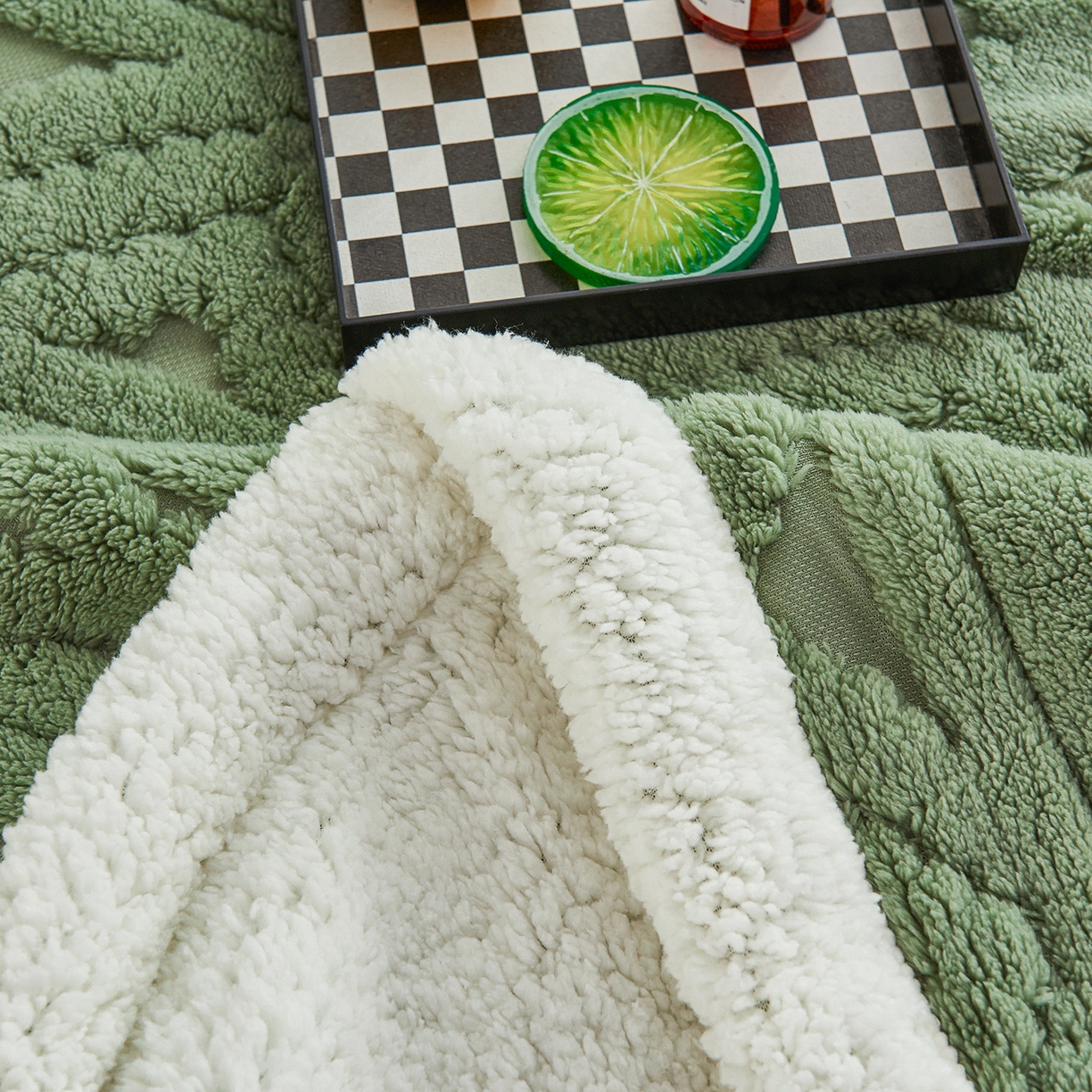 91家纺网 家纺一手货源 找家纺 枋梢家纺 2025新款提花舒棉绒镂空塔芙绒羊羔绒双层毛毯毯子跨境电商 韵律-果绿