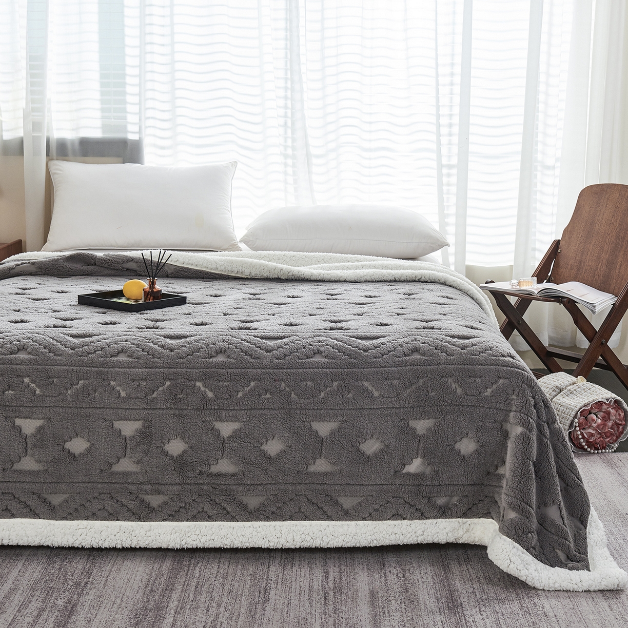 91家纺网 家纺一手货源 找家纺 枋梢家纺 2025新款提花舒棉绒镂空塔芙绒羊羔绒双层毛毯毯子跨境电商 韵律-深灰
