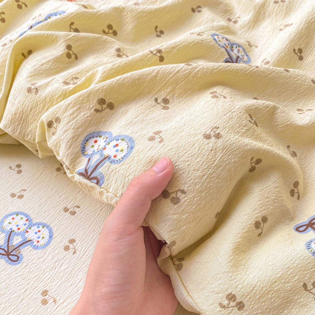 91家纺网 家纺一手货源 找家纺 眠势力 2025新款云感双层纱被套三件套ins奶油风云感超柔被罩单件四季款 樱桃丸子