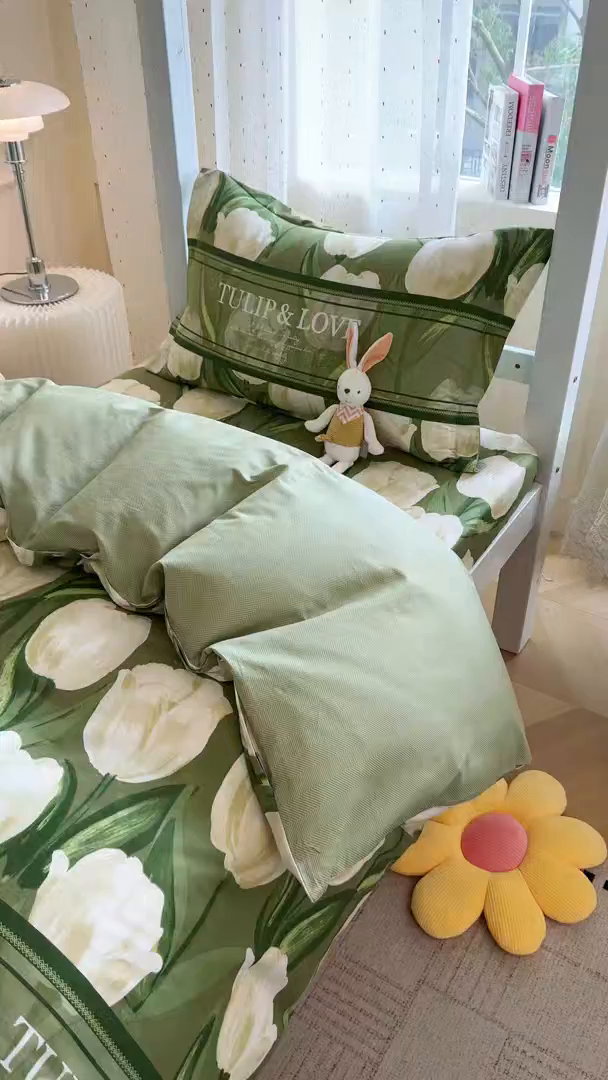 91家纺网 家纺一手货源 找家纺 壹贝家纺 2025新款学生季喷气全棉跑量宿舍三件套（提供买家秀） 铃兰物语