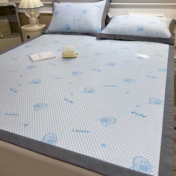 91家纺网 家纺一手货源 找家纺 莱家富 2025新款A类凉感豆豆凉席冰丝席-抱抱龙系列 抱抱龙-天空蓝（床席款）