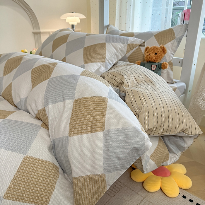 91家纺网 家纺一手货源 找家纺 壹贝家纺 2025新款学生季喷气全棉跑量宿舍三件套（提供买家秀） 瑞吉斯-黄