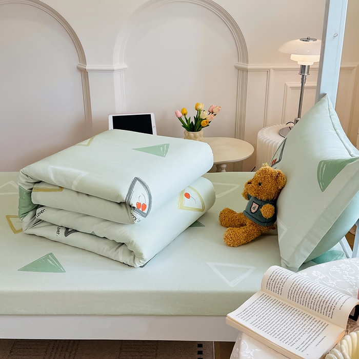 91家纺网 家纺一手货源 找家纺 壹贝家纺 2025新款学生季喷气全棉跑量宿舍三件套（提供买家秀） 小可布丁