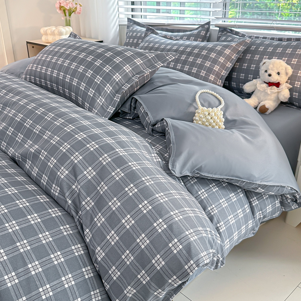 91家纺网 家纺一手货源 找家纺 楠沐家纺 2025新款格子芦荟棉磨毛四件套 赴约