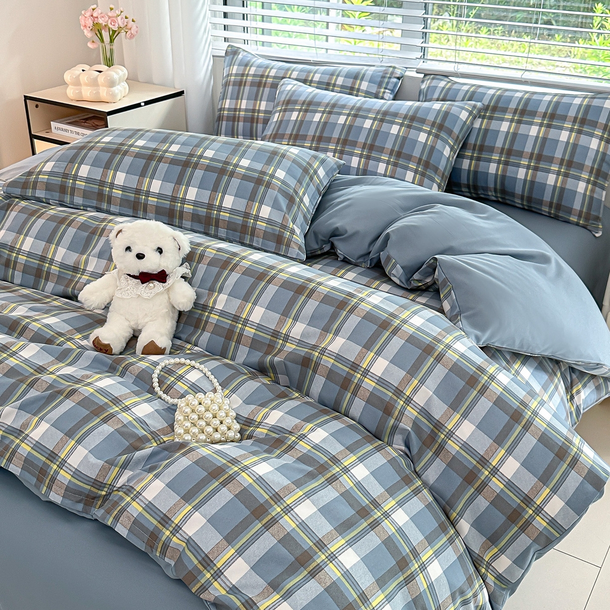 91家纺网 家纺一手货源 找家纺 楠沐家纺 2025新款格子芦荟棉磨毛四件套 炫彩蓝格