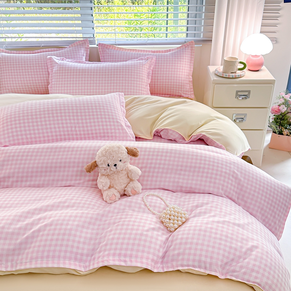 91家纺网 家纺一手货源 找家纺 楠沐家纺 2025新款格子芦荟棉磨毛四件套 心动粉