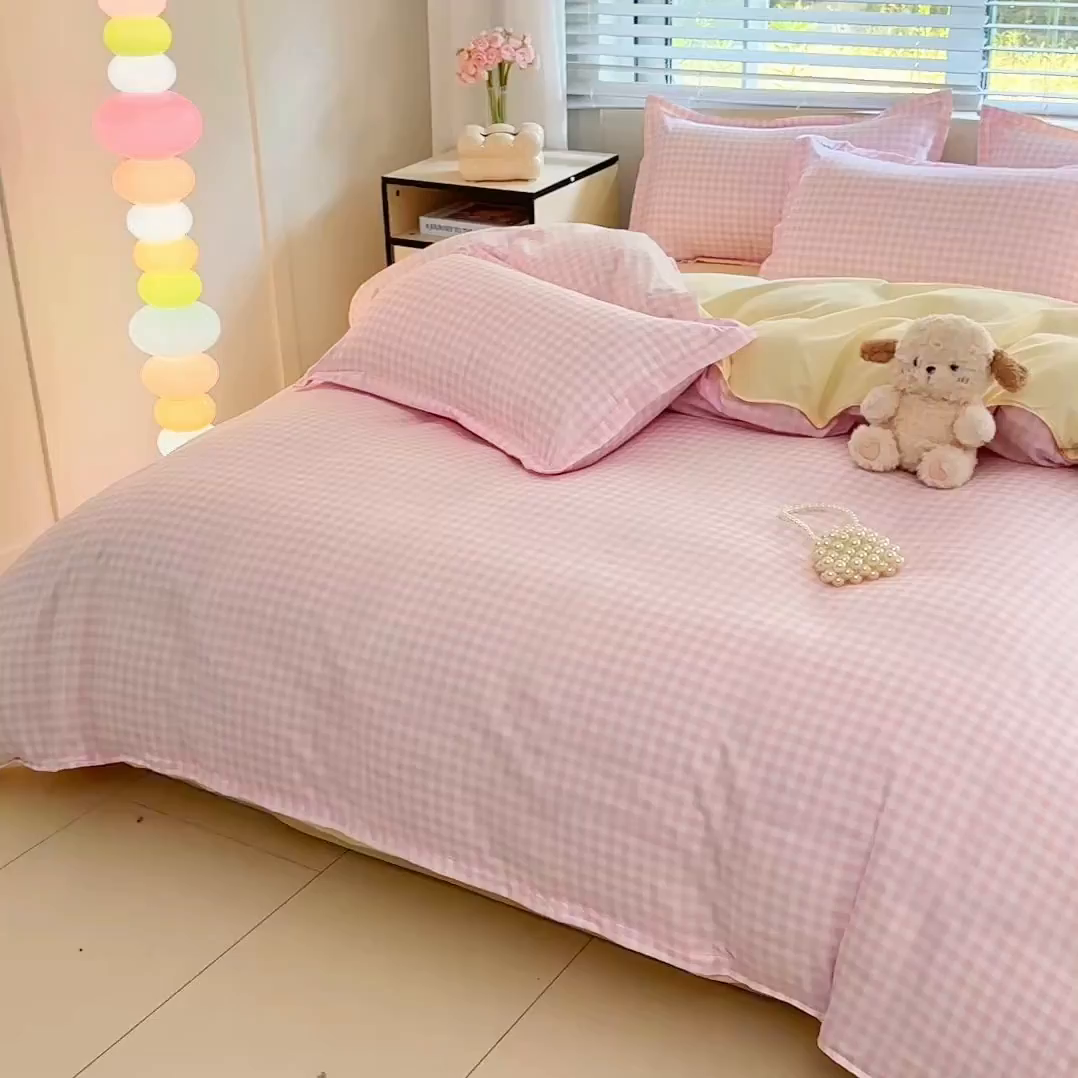 91家纺网 家纺一手货源 找家纺 楠沐家纺 2025新款格子芦荟棉磨毛四件套 心动粉