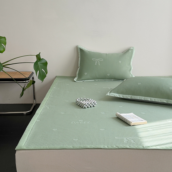 91家纺网 家纺一手货源 找家纺 莱家富 2025新款凉席养生席冰丝席-甜梦系列 绿