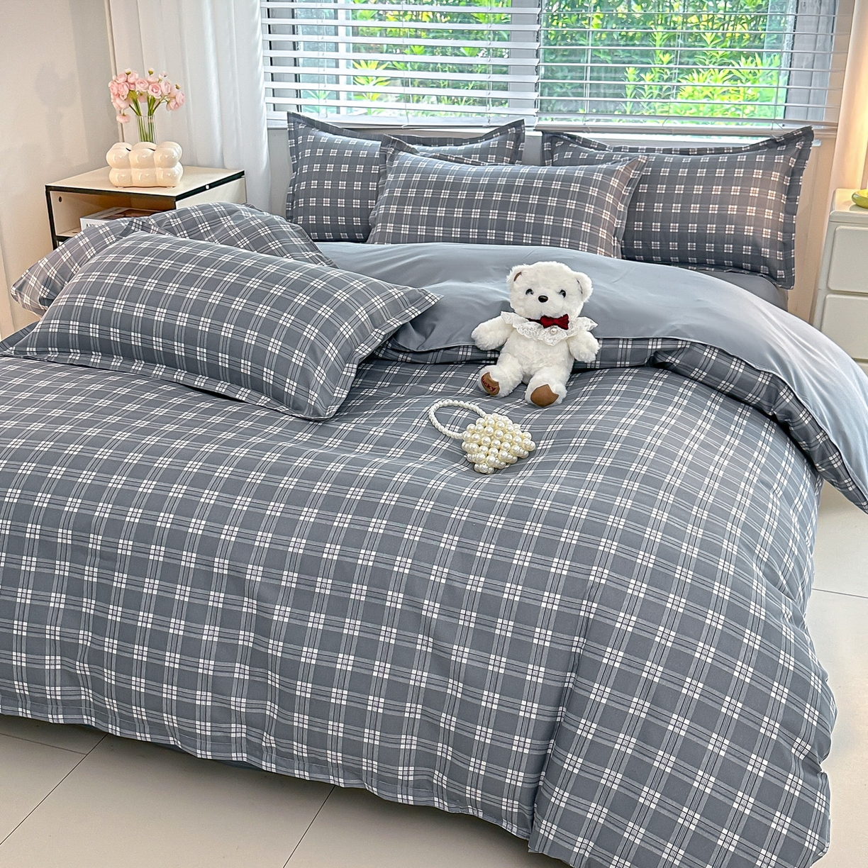 91家纺网 家纺一手货源 找家纺 楠沐家纺 2025新款无印风亲肤柔软芦荟棉磨毛单被套 赴约