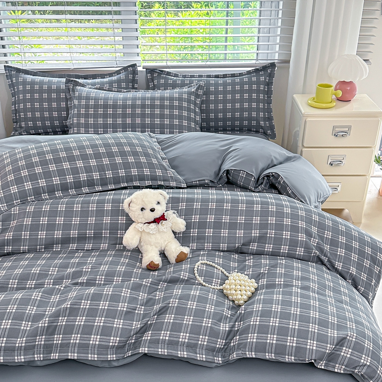 91家纺网 家纺一手货源 找家纺 楠沐家纺 2025新款无印风亲肤柔软芦荟棉磨毛单被套 赴约