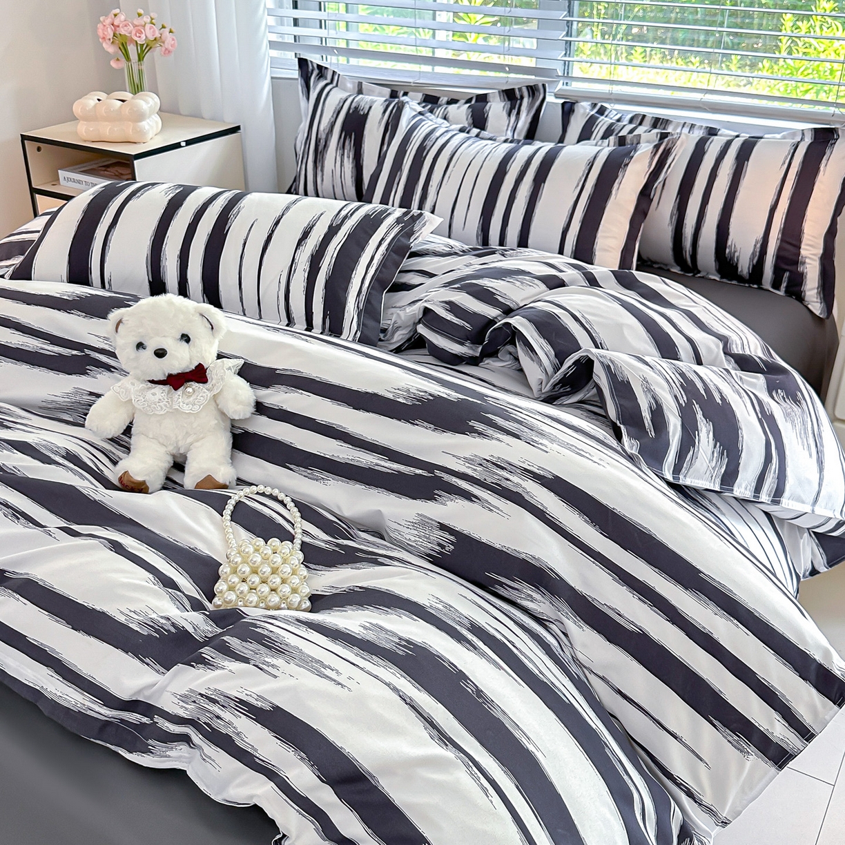 91家纺网 家纺一手货源 找家纺 楠沐家纺 2025新款无印风亲肤柔软芦荟棉磨毛单被套 水波纹