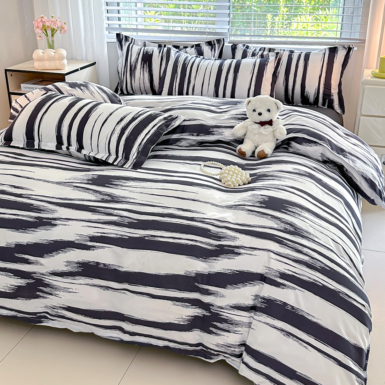 91家纺网 家纺一手货源 找家纺 楠沐家纺 2025新款无印风亲肤柔软芦荟棉磨毛单被套 水波纹