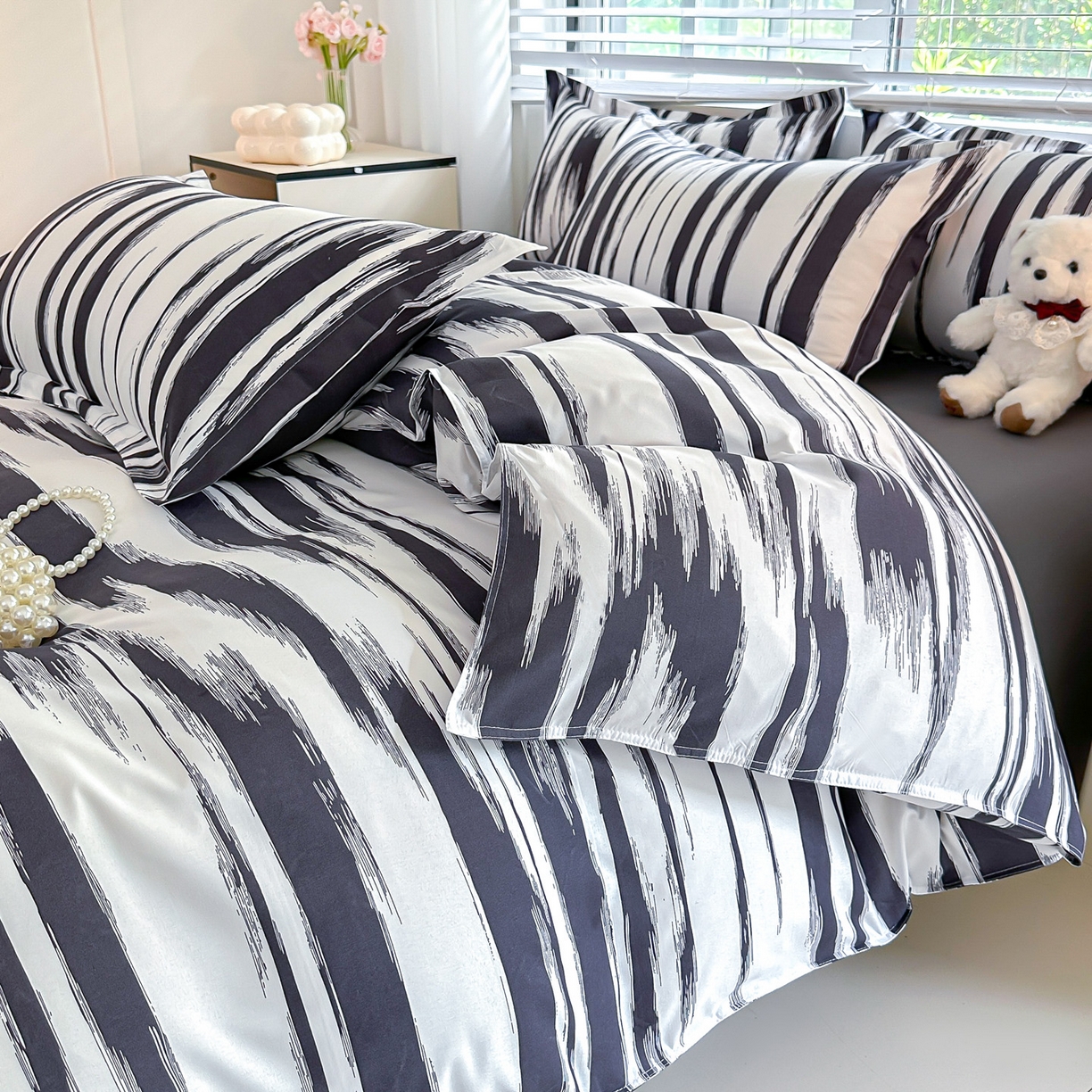 91家纺网 家纺一手货源 找家纺 楠沐家纺 2025新款无印风亲肤柔软芦荟棉磨毛单被套 水波纹