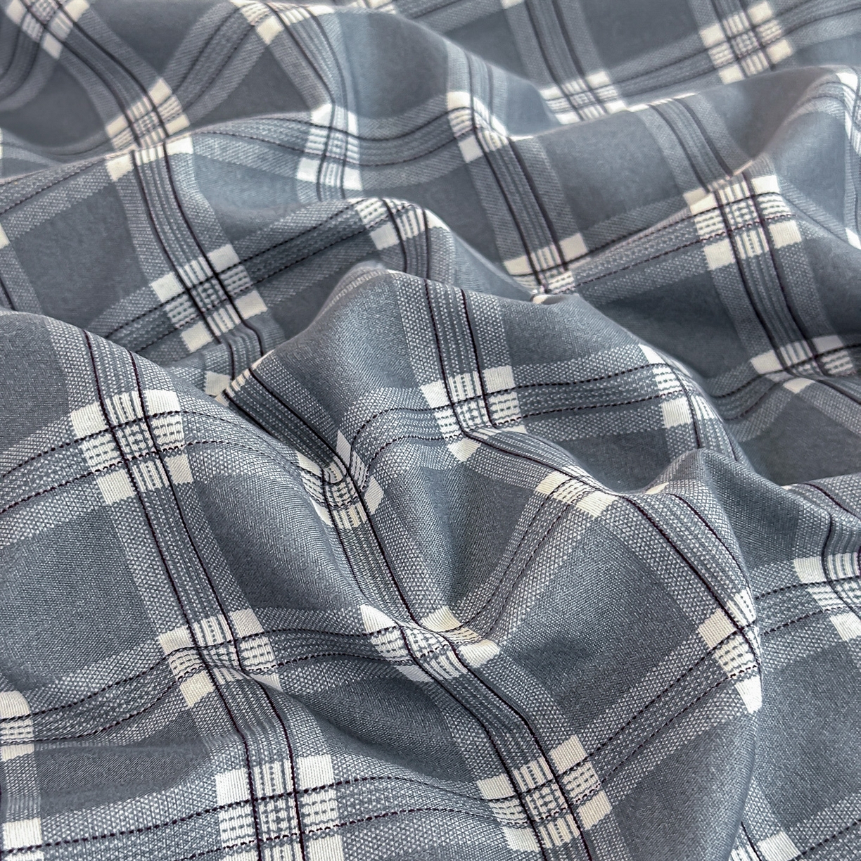 91家纺网 家纺一手货源 找家纺 楠沐家纺 2025新款无印风亲肤柔软芦荟棉磨毛单被套 赴约