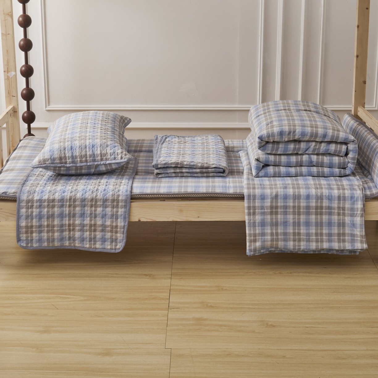 91家纺网 家纺一手货源 找家纺 上喜 2025新款学生款全棉水洗棉床盖款三件套，五件套 兰大格